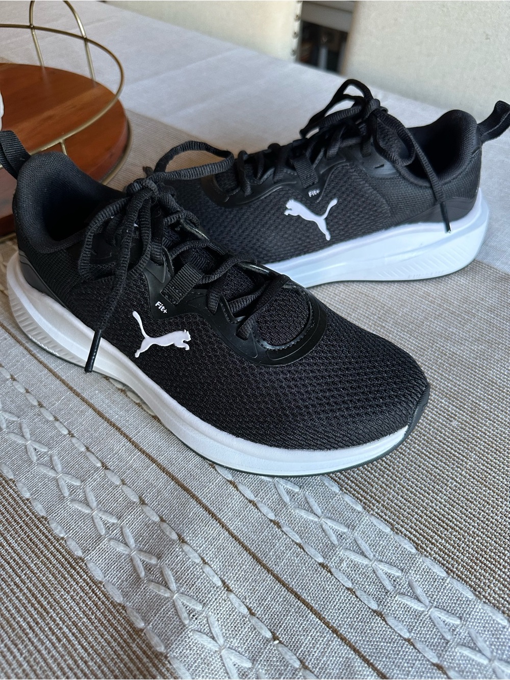PUMA Skyrocket Womens Sz 8 Sneakers
Lace Up Athletic Shoes